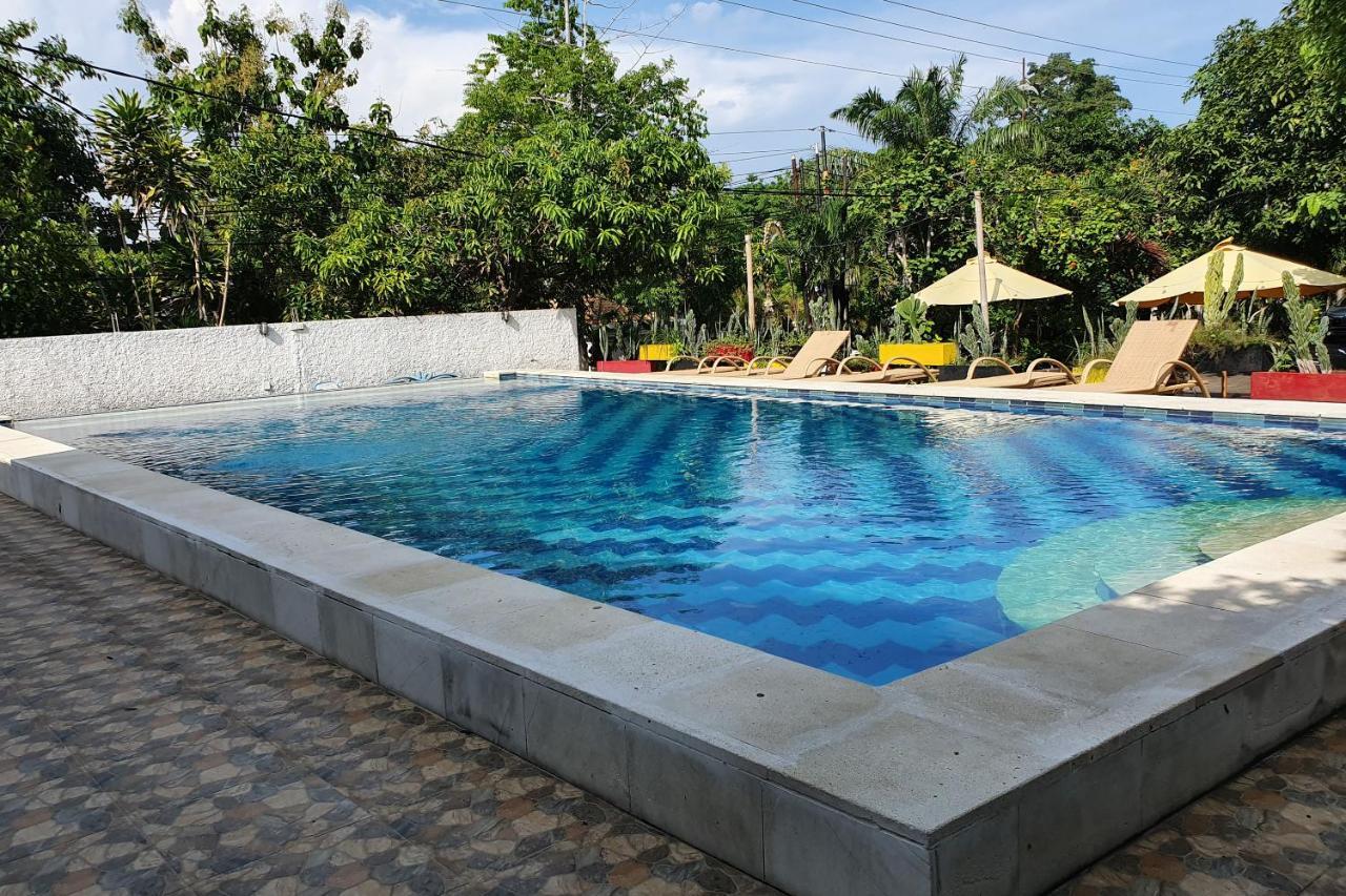 Oyo 3186 Thomas Garden Place Uluwatu Exteriör bild